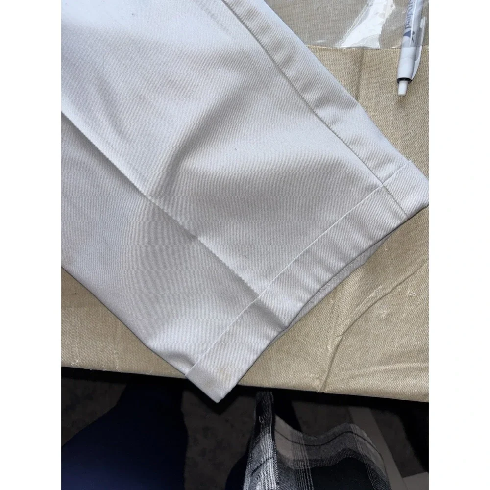 Dockers Khaki Pants Mens Beige Classic Fit Pleated Cotton Flex 34x26
